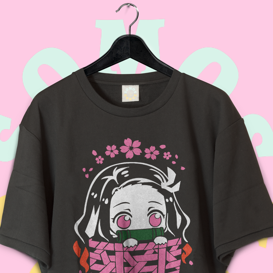 Polera Kimetsu no Yaiba - Nezuko pequeña